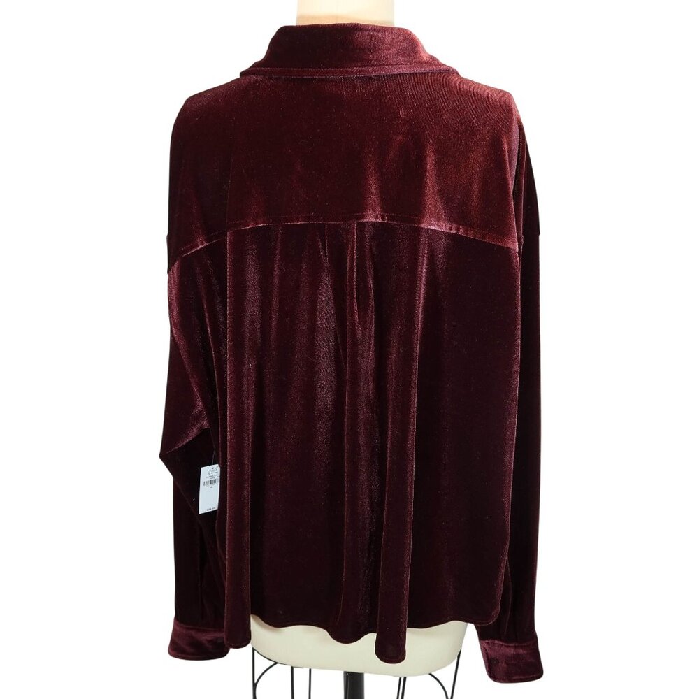 OLD NAVY Burgundy Velvet The Cropped Shirt Button Up Size XL NWT Holiday Festive - Picture 4 of 9